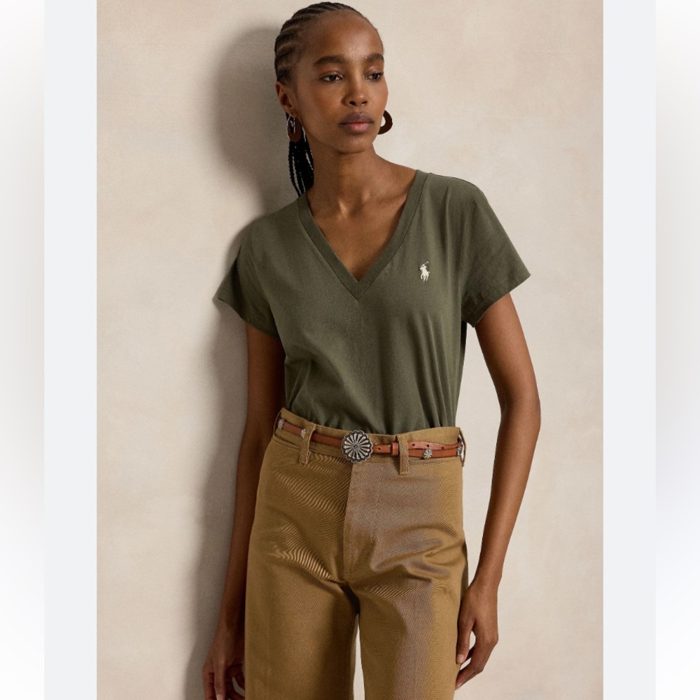 Polo Ralph Lauren V neck classic women’s t-shirt top army green.